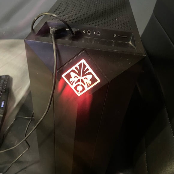 Gaming PC - Picture 3 of 5